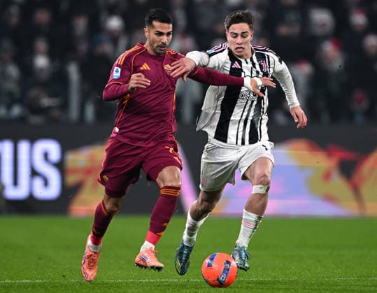 Cm Torino 20 12 2025 - campionato di calcio serie A Juventus-Roma foto Cristiano Mazzi Image nella foto: Zeki Celik-Kenan Yildiz 