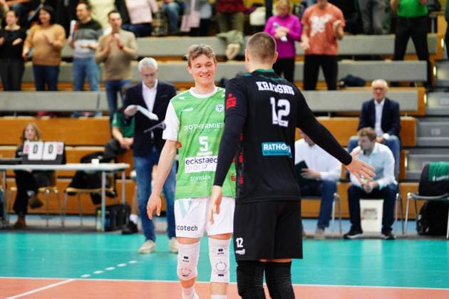 Match scene with Florian Krenkel 5 TSV Haching Munich Florian Krenkel 5 TSV Haching Munich in action Copyright: xspeedshotx