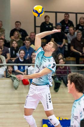 1 Volleyball Bundesliga Season 2025 2026 Cerebricks Volley Goats Mitteldeutschland vs SWD Powervolleys Düren Halle, Germany 20 December 2025 In the picture Joris Benjamin Berkhout Dueren Halle Saale swh Arena Sachsen Anhalt Germany