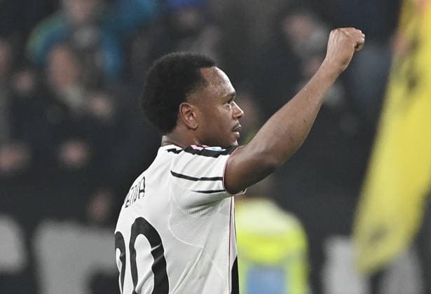 Juventus v AS Roma - Italia Serie A TURIN, ITALY, DECEMBER 20: Juventus Ikoma Openda celebrates after scores his team s second goal during the Italian serie A football match between Juventus and As Roma at the Juventus Stadium in Turin, Italy, on December 20, 2025. Isabella Bonotto Anadolu Turin Italy. Editorial use only. Please get in touch for any other usage.  Copyright: x2025xAnadoluxIsabellaxBonottox