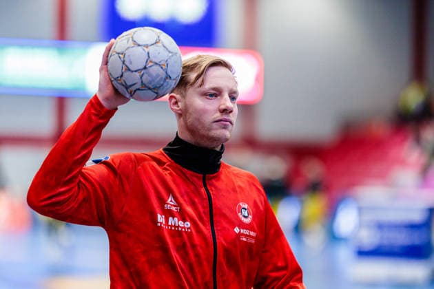 Niko Blaauw TuS N Luebbecke, 23 GER, TuS N Luebbecke vs HSG Krefeld Niederrhein, Handball, 2 Bundesliga, Matchday 16, Season 2025 2026, 20 12 2025 GER, TuS N Luebbecke vs HSG Krefeld Niederrhein, Handball, 2 Bundesliga, Matchday 16, Season 2025 2026, 20 12 2025 Luebbecke Copyright: xEibner-Pressefoto JanxRollingerx EP_JSK