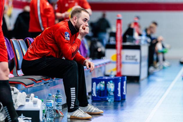 Fredrik Genz TuS N Luebbecke, 16 GER, TuS N Luebbecke vs HSG Krefeld Niederrhein, Handball, 2 Bundesliga, 16 Matchday, Season 2025 2026, 20 12 2025 GER, TuS N Luebbecke vs HSG Krefeld Niederrhein, Handball, 2 Bundesliga, 16 Matchday, Season 2025 2026, 20 12 2025 Luebbecke Copyright: xEibner-Pressefoto JanxRollingerx EP_JSK