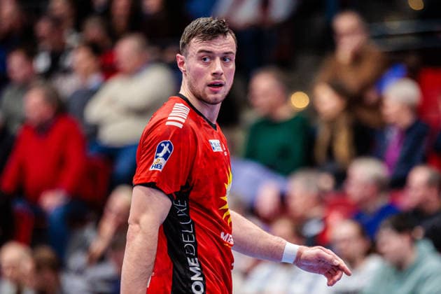 Jo Gerrit Genz TuS N Luebbecke, 02 GER, TuS N Luebbecke vs HSG Krefeld Niederrhein, Handball, 2 Bundesliga, Matchday 16, Season 2025 2026, 20 12 2025 GER, TuS N Luebbecke vs HSG Krefeld Niederrhein, Handball, 2 Bundesliga, Matchday 16, Season 2025 2026, 20 12 2025 Luebbecke Copyright: xEibner-Pressefoto JanxRollingerx EP_JSK