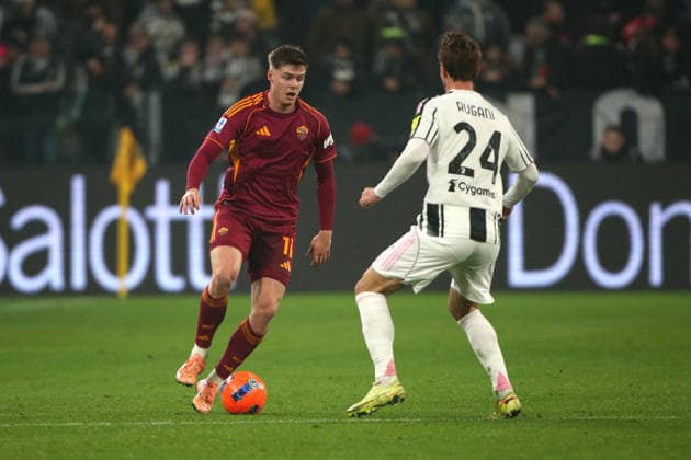 CALCIO - Serie A - Juventus FC vs AS Roma 20.12.2025 Juventus vs Roma (Serie A) Calcio; 16Â° Giornata Nella foto: Evan Ferguson (Foto Gino Mancini) Torino Italy  Copyright: xIPAxSport ABACAx