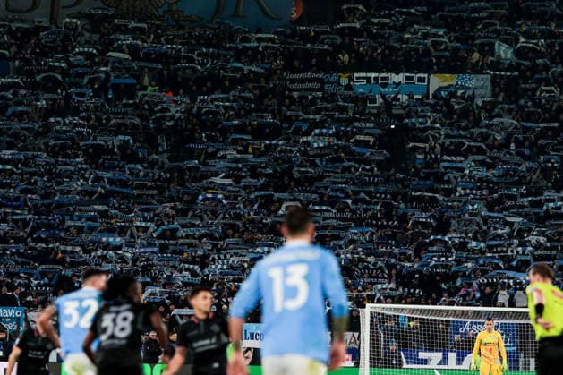 CALCIO - Serie A - SS Lazio vs US Cremonese ss lazio ultras curva nord during SS Lazio vs US Cremonese, Italian soccer Serie A match in Rome, Italy, December 20 2025 Rome Italy  Copyright: xIPAxSport ABACAx