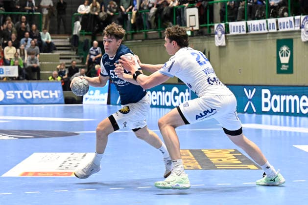 DAIKIN 1 Handball Bundesliga 25 26 18 Matchday Bergischer HC TBV Lemgo Lippe on 20 12 2025 in the Uni Halle in Wuppertal Joel Willecke 24 TBV Lemgo against Sören Steinhaus 53 Bergischer HC WD