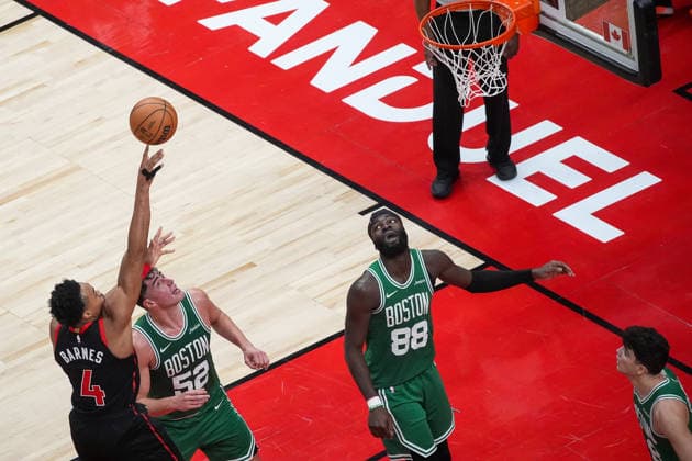 Boston Celtics vs Toronto Raptors TORONTO, CANADA - DECEMBER 20 : Scottie Barnes (4) of Toronto Raptors during the NBA, Basketball Herren, USA basketball game between Boston Celtics and Toronto Raptors at the Scotiabank Arena on December 20, 2025 in Toronto, Ontario, Canada. Mert Alper Dervis Anadolu Ontario Canada. Editorial use only. Please get in touch for any other usage.  Copyright: x2025xAnadoluxMertxAlperxDervisx
