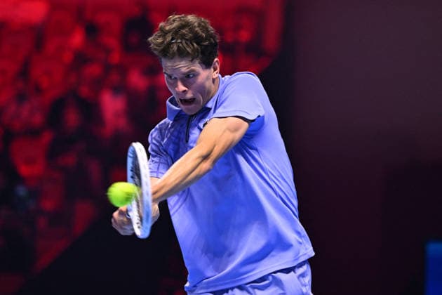 Next Gen ATP, Tennis Herren Finals Presented by PIF - Jeddah Alexander Blockx from Belgium during his semi final match at the 2025 ATP NextGen Finals in Jeddah, SAOUDI, on December 20, 2025. Photo by Corinne Dubreuil ABACAPRESS.COM Jeddah Saudi Arabia  Copyright: xDubreuilxCorinne ABACAx
