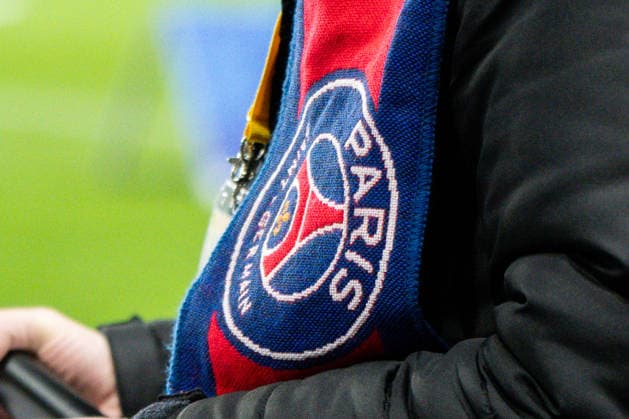 FOOTBALL : Vendee Fontenay Foot vs Paris Saint Germain PSG - Coupe de France - 32e de finale - 20 12 2025 Echarpe du match VendÃ e Fontenay Foot vs Paris SG NantesFrance  Copyright: xEmilienxJousselinx