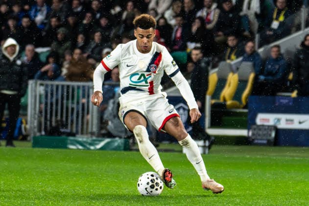 FOOTBALL : Vendee Fontenay Foot vs Paris Saint Germain PSG - Coupe de France - 32e de finale - 20 12 2025 DÃ sirÃ DouÃ (Paris SG) NantesFrance  Copyright: xEmilienxJousselinx