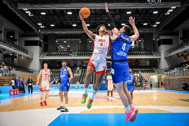 Barmer 2 Basketball Bundesliga ProA RheinStars Köln vs HAKRO Merlins Crailsheim, 20 12 2025 Maximilian Begue RheinStarsKöln 9 , Barmer 2 Basketball Bundesliga ProA RheinStars Köln vs HAKRO Merlins Crailsheim on 20 12 2025 at Castello Düsseldorf in Düsseldorf North Rhine-Westphalia Copyright: xBEAUTIFULxSPORTS Mueller-Laschetx