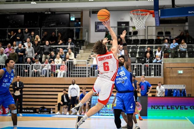 Barmer 2 Basketball Bundesliga ProA RheinStars Köln vs HAKRO Merlins Crailsheim, 20 12 2025 Jasper Günther RheinStarsKöln 6 , Barmer 2 Basketball Bundesliga ProA RheinStars Köln vs HAKRO Merlins Crailsheim on 20 12 2025 at Castello Düsseldorf in Düsseldorf Nordrhein Westfalen Copyright: xBEAUTIFULxSPORTS Mueller-Laschetx