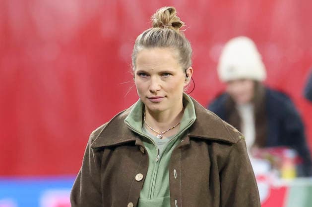 Expert Tabea Kemme Sky looks on, Bundesliga, RB Leipzig v Bayer 04 Leverkusen, Red Bull Arena on December 20, 2025 in Leipzig, Germany Photo by Marco Steinbrenner DeFodi Images Expert Tabea Kemme Sky looks on, Bundesliga, RB Leipzig v Bayer 04 Leverkusen, Red Bull Arena, December 20, 2025 in Leipzig, Germany Photo by Marco Steinbrenner DeFodi Images DFL regulations prohibit any use of photographs as image sequences and or quasi video