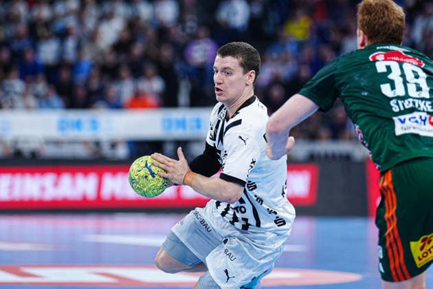 Elias Ellefsen a Skipagotu THW Kiel, 71 GER, THW Kiel vs TSV Hannover Burgdorf, Handball, 1 Bundesliga, Matchday 18, Season 2025 2026, 20 12 2025 GER, THW Kiel vs TSV Hannover Burgdorf, Handball, 1 Bundesliga, Matchday 18, Season 2025 2026, 20 12 2025 Kiel Copyright: xEibner-Pressefoto MarcelxvonxFehrnx EP_MFN