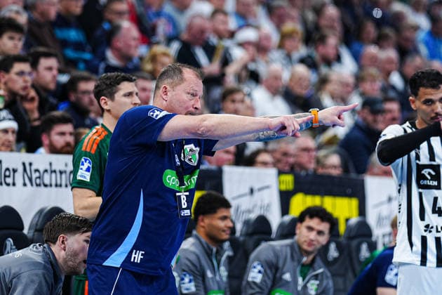 Heidmar Felixson TSV Hannover Burgdorf, Co Coach GER, THW Kiel vs TSV Hannover Burgdorf, Handball, 1 Bundesliga, Matchday 18, Season 2025 2026, 20 12 2025 GER, THW Kiel vs TSV Hannover Burgdorf, Handball, 1 Bundesliga, Matchday 18, Season 2025 2026, 20 12 2025 Kiel Copyright: xEibner-Pressefoto MarcelxvonxFehrnx EP_MFN