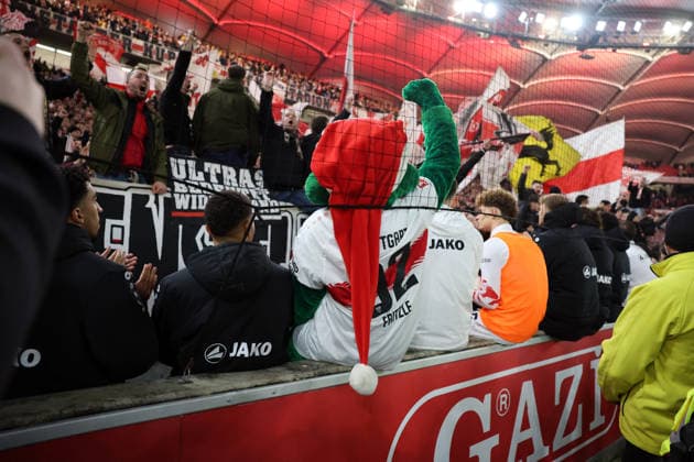 20 12 25 VfB Stuttgart TSG 1899 Hoffenheim Germany, Stuttgart, 20 12 2025, Football, Bundesliga, Season 2025 2026, VfB Stuttgart TSG 1899 Hoffenheim Fritzle mascot VfB Stuttgart