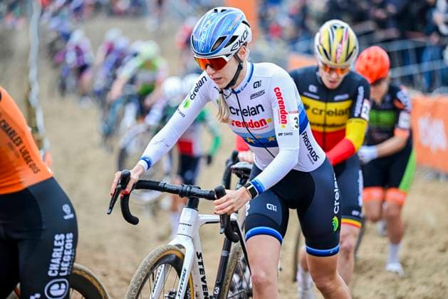 UCI Cyclocross World Cup 2025-2026 Koksijde KOKSIJDE, BELGIUM - DECEMBER 21 : Van der Heijden Inge of Crelan - Corendon in action during the 6th leg of the Koksijde UCI Cyclocross World Cup 2025-2026 a cyclocross race for Women Elite on December 21, 2025 in Koksijde, Belgium, 21 12 2025 ( Koksijde Belgium  Copyright: xNicoxVereeckenx