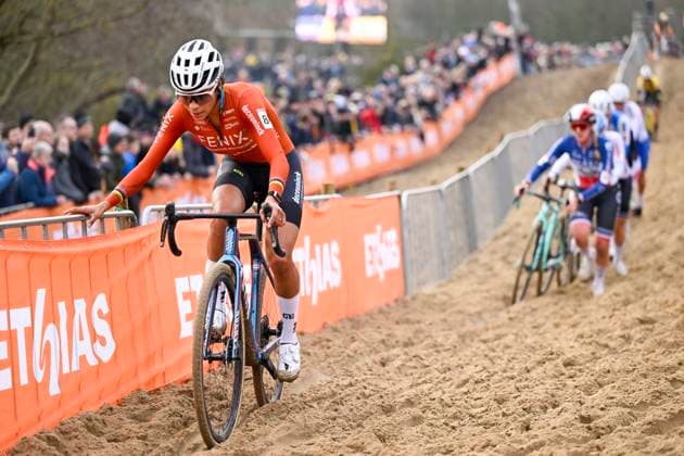 UCI Cyclocross World Cup 2025-2026 Koksijde KOKSIJDE, BELGIUM - DECEMBER 21 : Alvarado Ceylin del Carmen of Fenix-Deceuninck in action during the 6th leg of the Koksijde UCI Cyclocross World Cup 2025-2026 a cyclocross race for Women Elite on December 21, 2025 in Koksijde, Belgium, 21 12 2025 ( Koksijde Belgium  Copyright: xNicoxVereeckenx