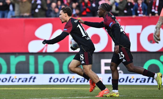 21 12 2025 Soccer Season 2025 2026 2 Soccer Bundesliga 17 Matchday 1 FC Nürnberg FCN Club Hannover 96 H96 Sportfoto Zink xwoxzix DFL regulations prohibit any use of photographs as image sequences and or quasi video only for editorial use Torjubel Jubel nach Treffer Tor Torschuß zum 1 1 durch Rafael Lubach 18, 1 FC Nürnberg FCN Rafael Lubach 18, 1 FC Nürnberg FCN Mohamed Ali Zoma 23, 1 FC Nürnberg FCN