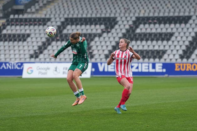 Google Pixel Womens Bundesliga SC Freiburg vs SV Werder Bremen, 21 12 2025 Header by Larissa Mühlhaus SV Werder Bremen, 7 Google Pixel Womens Bundesliga SC Freiburg vs SV Werder Bremen, Dreisamstadion, 21 12 2025 DFB DFL REGULATIONS PROHIBIT ANY USE OF PHOTOGRAPHS AS IMAGE SEQUENCES AND OR QUASI VIDEO Copyright: xBEAUTIFULxSPORTS Boscox