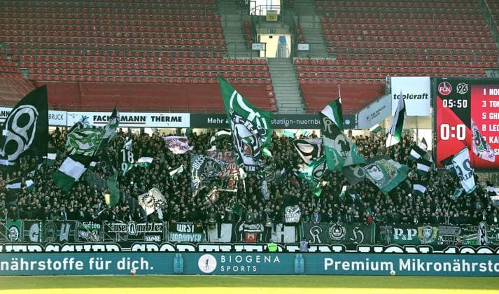 21 12 2025 Soccer Season 2025 2026 2 Soccer Bundesliga 17 Matchday 1 FC Nürnberg FCN Club Hannover 96 H96 Sportfoto Zink DaMa xdaxmax DFL regulations prohibit any use of photographs as image sequences and or quasi video only for editorial use Zuschauer Publikum Fans von Hannover 96 im Gästelbock
