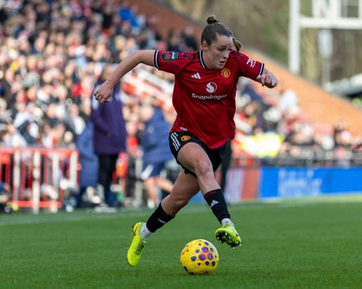 21st December 2025; Leigh Sports Village, Manchester, England; Womens League Cup Football Quarter Final, Manchester United, ManU versus Tottenham Hotspur; Ella Toone of Manchester United Women on the ball  TimxWilliams