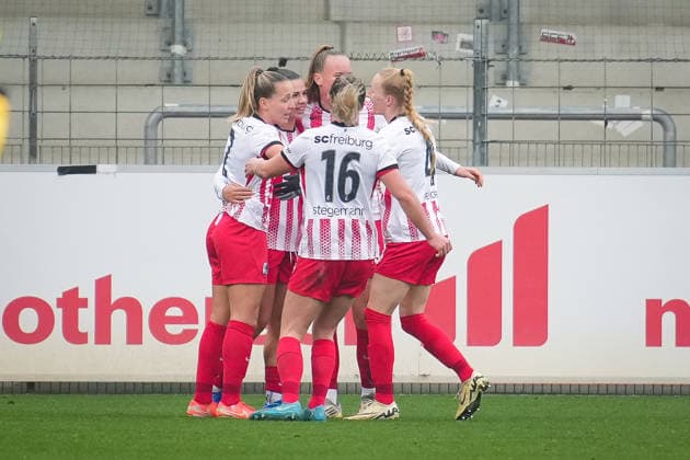 Soccer, Google Pixel Women Bundesliga, 14 Matchday, 2025 2026, SC Freiburg vs SV Werder Bremen, 21 12 2025, Dreisamstadion, Freiburg, Leela Egli SC Freiburg, Women 20 Goal, Goal celebration, Emotions, Goal shot, Joy, Cheering, Freiburg Dreisamstadion Baden Württemberg Germany Copyright: xFINLEYxMÖRCHx