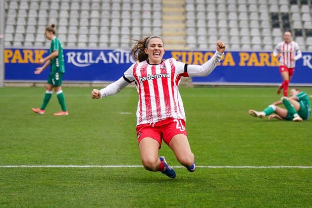 Germany Soccer Google Pixel Women Bundesliga 2025 26, 14 Matchday SC Freiburg vs SV Werder Bremen Dreisamstadion Freiburg Goal and goal celebration to 2 0 by Leela Egli SC Freiburg Women, 20 Joy, emotions, jubilation Copyright: xJOERANxSTEINSIEKx