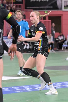Lotta Roepcke VfL Oldenburg, 22 TusSies Metzingen vs VfL Oldenburg, handball, Alsco HBF, 11 league matchday, 2025 2026 season, 21 12 2025 TusSies Metzingen vs VfL Oldenburg, handball, Alsco HBF, 11 league matchday, 2025 2026 season, 21 12 2025 Tuebingen Copyright: xEibner-Pressefoto TobiasxBaurx EP_TBR