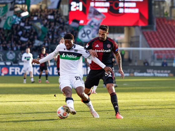 Germany Football, 2 Bundesliga 2025 26, 17 Matchday 1 FC Nuremberg vs Hannover 96 Max Morlock Stadion Nuremberg Ime Okon Hannover 96, 20 Adriano Grimaldi 1 FC Nuremberg, 33 Copyright: xChristopherxRupprechtx