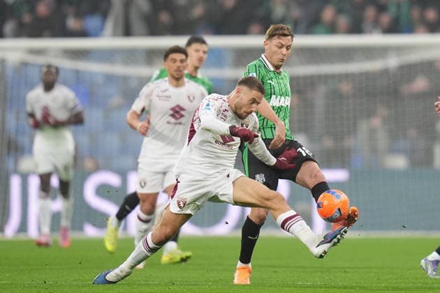 Torino™s Nikola Vlasic during the Serie A soccer match between Sassuolo and Torino at the Mapei Stadium in Reggio Emilia , north Italy - Sunday , December 21 , 2025. - Soccer .  Copyright: xSpada LaPressex