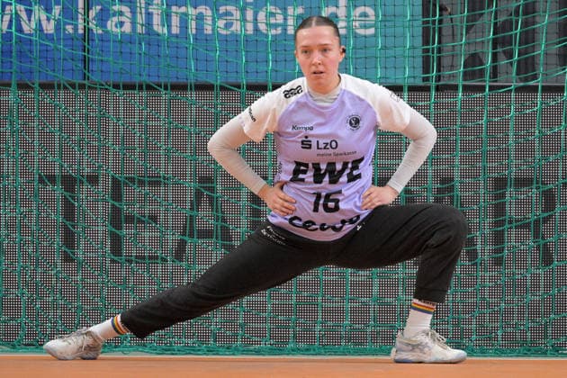 Imke Winters VfL Oldenburg, 16 in goal TusSies Metzingen vs VfL Oldenburg, handball, Alsco HBF, 11 league matchday, 2025 2026 season, 21 12 2025 TusSies Metzingen vs VfL Oldenburg, handball, Alsco HBF, 11 league matchday, 2025 2026 season, 21 12 2025 Tuebingen Copyright: xEibner-Pressefoto TobiasxBaurx EP_TBR