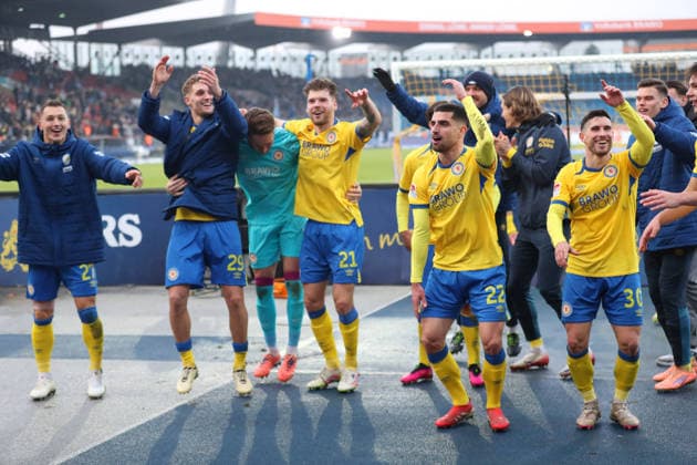 Braunschweig vs Schalke 04, 2 BL Braunschweig, 21 12 2025, FOOTBALL Eintracht Braunschweig vs FC Schalke 04, 2 BL, Season 2025 26 Final cheer in front of the Eintracht Braunschweig Fankurve Braunschweig