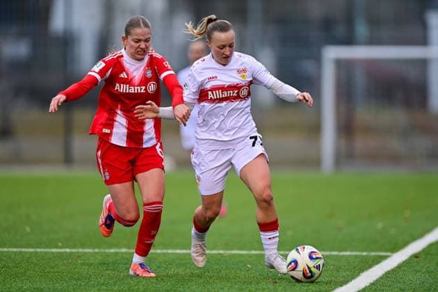 from left Marie Gmeineder FCB, 6 Leonie Schetter Stuttgart, 77 in duel, duel, tackle, dynamic, action, action, 21 12 2025, Munich Germany , Football,2 Women Bundesliga, FC Bayern München II VfB Stuttgart, DFB DFL REGULATIONS PROHIBIT ANY USE OF PHOTOGRAPHS AS IMAGE SEQUENCES AND OR QUASI VIDEO xslx