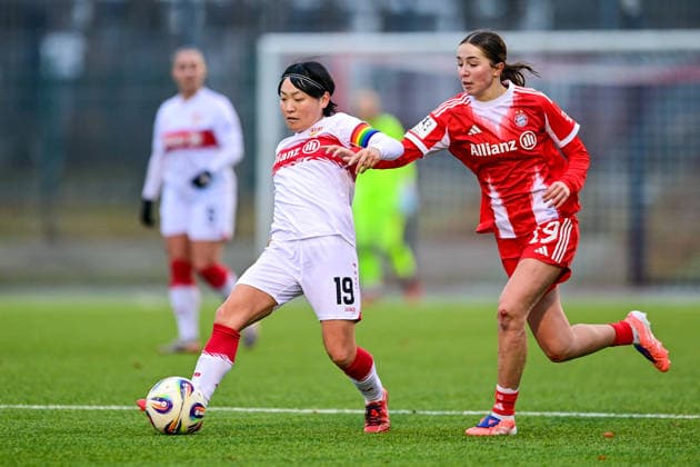 v li Yuka Hirano Stuttgart, 19 Laila Portella FCB, 19 in duel, duel, tackle, dynamic, action, action, 21 12 2025, Munich Germany , Soccer,2 Women Bundesliga, FC Bayern München II VfB Stuttgart, DFB DFL REGULATIONS PROHIBIT ANY USE OF PHOTOGRAPHS AS IMAGE SEQUENCES AND OR QUASI VIDEO xslx