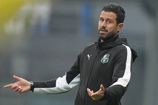 Sassuolo s head coach Fabio Grosso during the Serie A soccer match between Sassuolo and Torino at the Mapei Stadium in Reggio Emilia , north Italy - Sunday , December 21 , 2025. - Soccer .  Copyright: xSpada LaPressex