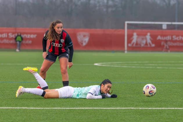 Ingolstadt, Germany 21 December 2025 2 BL Women 2025 2026 FC Ingolstadt 04 vs 1 FFC Turbine Potsdam In the picture from left in the duel Mara Winter FCI and Rana Okuma Turbine Audi Sportpark Bayern Copyright: xFotostandx xSchäferx