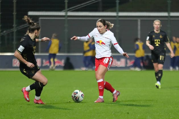 Google Pixel Frauen Bundesliga, RB Leipzig 1 FC Köln 21 12 2025 Gina Chmielinski 10, RB Leipzig Fußball, Google Pixel Frauen Bundesliga, Saison 2025 2026, 14 Spieltag RB Leipzig vs 1 FC Köln am 21 12 2025, Trainingszentrum Cottaweg, Leipzig DFB REGULATIONS PROHIBIT ANY USE OF PHOTOGRAPHS AS IMAGE SEQUENCES AND OR QUASI VIDEO Copyright: xBEAUTIFULxSPORTS JanxKaeferx