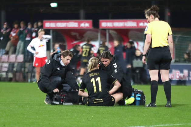 Google Pixel Womens Bundesliga, RB Leipzig 1 FC Köln 21 12 2025 Pauline Bremer 11, 1 FC Köln must be treated Football, Google Pixel Womens Bundesliga, Season 2025 2026, Matchday 14 RB Leipzig vs 1 FC Köln on 21 12 2025, Training Center Cottaweg, Leipzig DFB REGULATIONS PROHIBIT ANY USE OF PHOTOGRAPHS AS IMAGE SEQUENCES AND OR QUASI VIDEO Copyright: xBEAUTIFULxSPORTS JanxKaeferx
