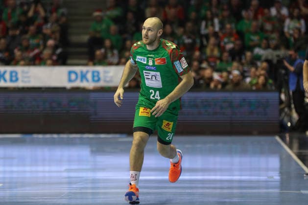 21 12 2025, xgox, Handball Daikin HBL SC Magdeburg SC DHfK Leipzig emspor, v l Christian O Sullivan Magdeburg, 24 Magdeburg