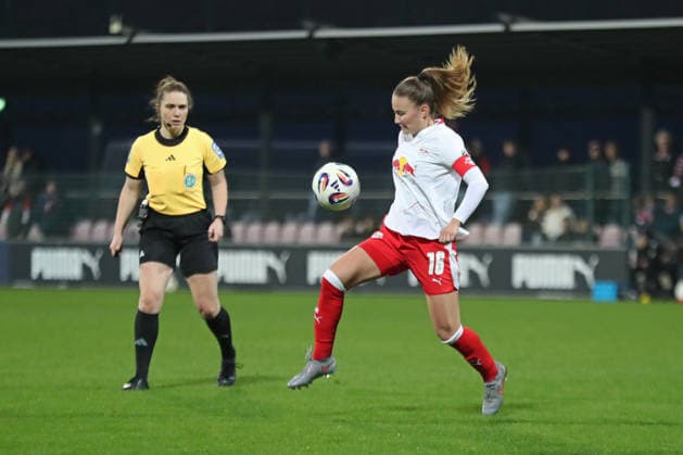 Google Pixel Women Bundesliga, RB Leipzig 1 FC Köln 21 12 2025 Annabel Schasching 16, RB Leipzig Soccer, Google Pixel Women Bundesliga, Season 2025 2026, 14 Matchday RB Leipzig vs 1 FC Köln on 21 12 2025, Training Center Cottaweg, Leipzig DFB REGULATIONS PROHIBIT ANY USE OF PHOTOGRAPHS AS IMAGE SEQUENCES AND OR QUASI VIDEO Copyright: xBEAUTIFULxSPORTS JanxKaeferx