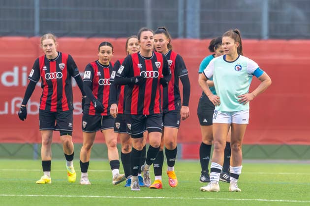 Ingolstadt, Germany 21 December 2025 2 BL Women 2025 2026 FC Ingolstadt 04 vs 1 FFC Turbine Potsdam In the picture from right Emilie Bernhardt Turbine dissatisfied after the 3 0 on the pitch Audi Sportpark Bayern Copyright: xFotostandx xSchäferx