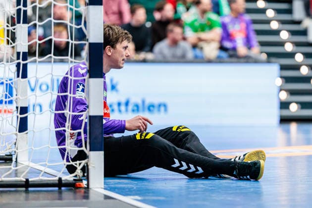 Malte Semisch GWD Minden, 01 is disappointed dissatisfied GER, GWD Minden vs Fuechse Berlin, Handball, 1 Bundesliga, Matchday 18, Season 2025 2026, 21 12 2025 GER, GWD Minden vs Fuechse Berlin, Handball, 1 Bundesliga, Matchday 18, Season 2025 2026, 21 12 2025 Luebbecke Copyright: xEibner-Pressefoto JanxRollingerx EP_JSK