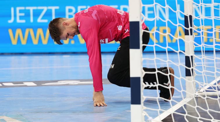 BAU 21 12 2025 Stuttgart Handball TVB Stuttgart vs VfL Gummersbach, Mateusz Kornecki TVB disappointed