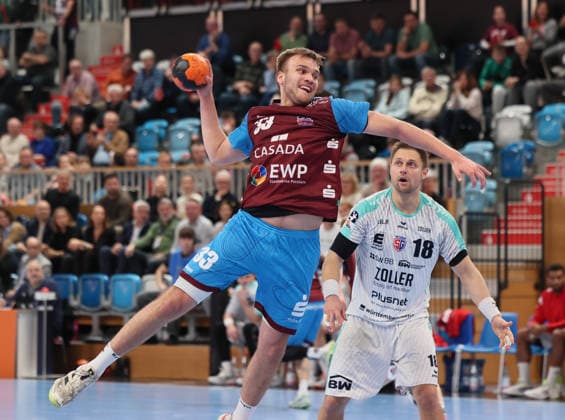 GER HBL2 Season 2025 2026 VfL Potsdam vs SG BBM Bietigheim, 21 12 25, MBS Arena, Potsdam Tim Niclas SCHRÖDER 1 VfL Potsdam 33 , Fabian WIEDERSTEIN SG BBM Bietigheim 18