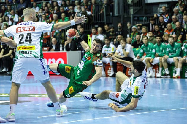 Elvar Örn Jonsson SC Magdeburg,19 Handball Bundesliga Season 2025 2026 SC Magdeburg vs SC DHFK Leipzig at the GETEC Arena in Magdeburg Action,Handball,Germany,21 12 2025