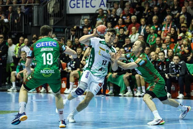 Matej Klima SC DHFK Leipzig,13 against Omar Ingi Magnusson r ,SC Magdeburg,14 and Elvar Örn Jonsson SC Magdeburg,19 Handball Bundesliga Season 2025 2026 SC Magdeburg vs SC DHFK Leipzig at the GETEC Arena in Magdeburg Action,Handball,Germany,21 12 2025
