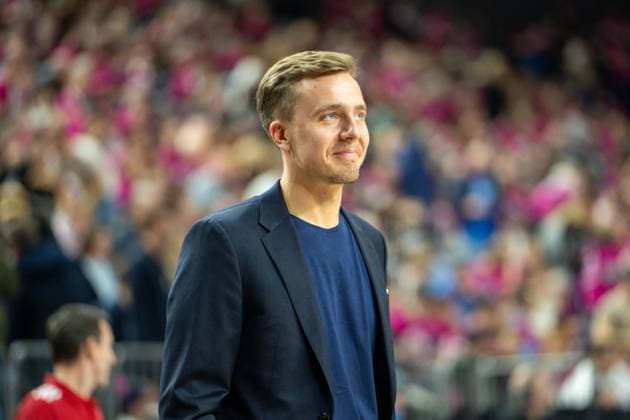 Coach, Telekom Baskets Bonn vs FC Bayern Basketball, Basketball, BBL, 31 Matchday, 21 12 2025 Cologne North Rhine-Westphalia Germany Copyright: xkolbert-press MartinxWdziecznyx