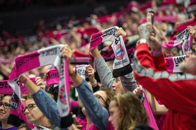 Spectators, Telekom Baskets Bonn vs FC Bayern Basketball, Basketball, BBL, 31 Matchday, 21 12 2025 Cologne North Rhine-Westphalia Germany Copyright: xkolbert-press MartinxWdziecznyx