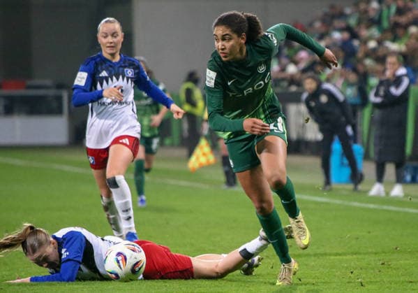 Germany Womens Bundesliga 2025 26, 14 Matchday VfL Wolfsburg VS Hamburger SV AOK Stadion Wolfsburg Cora Zicai VfL Wolfsburg Women, 28 Copyright: xAymanxAlahmedx